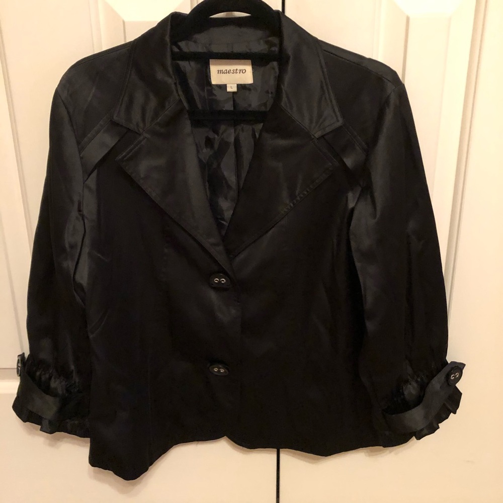 💚ON SALE💚 Maestro Black Satin-like Blazer